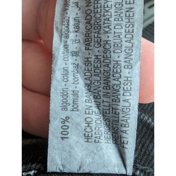 Zara Women’s SZ 10 Mid Rise Frayed Black Denim Shorts Boho Cotton Cut Off - Picture 8 of 8